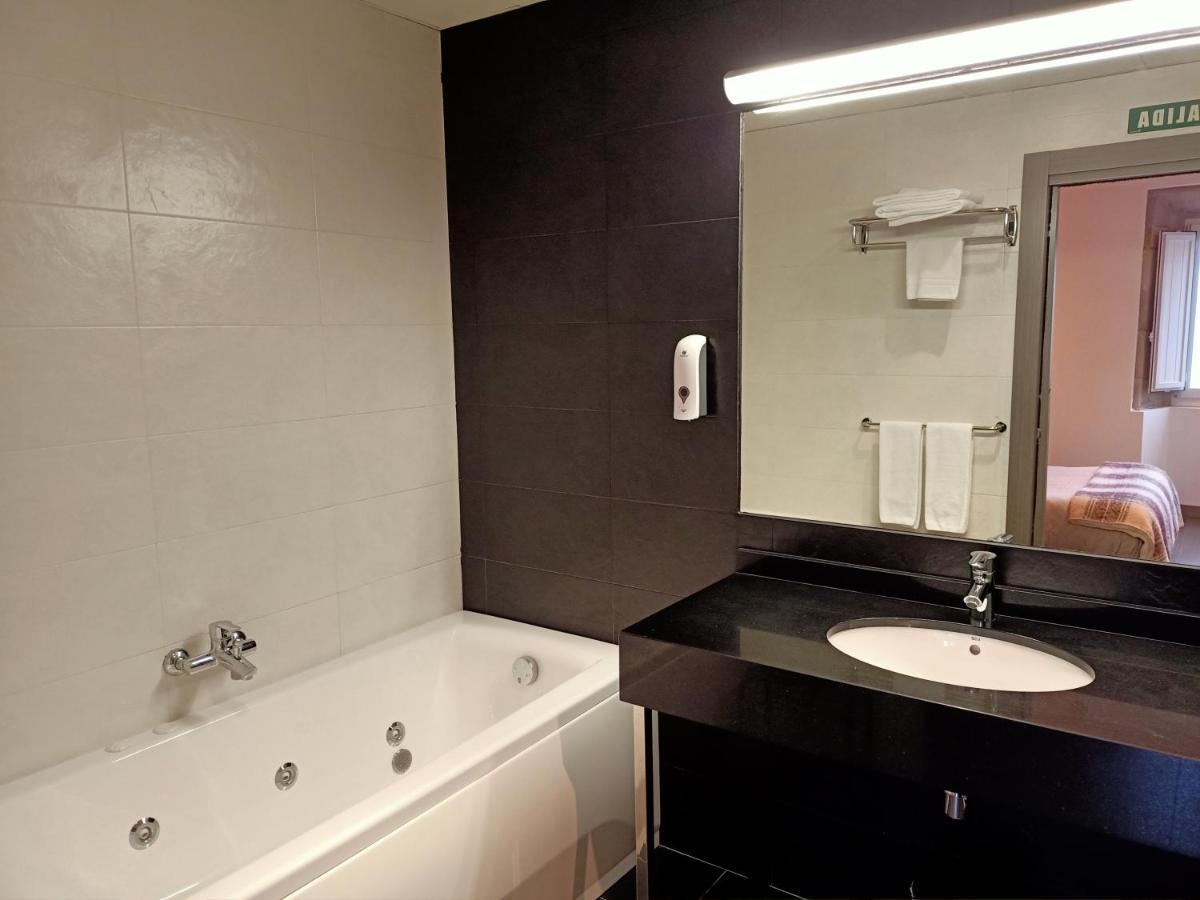 Tresanea Apartamentos Ituren Exteriör bild
